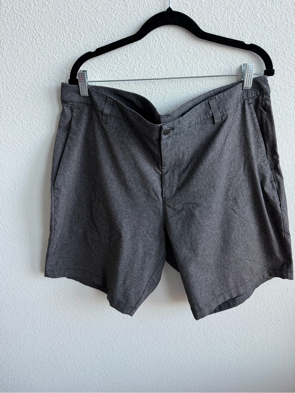 Lululemon Commission Classic Shorts Size 38